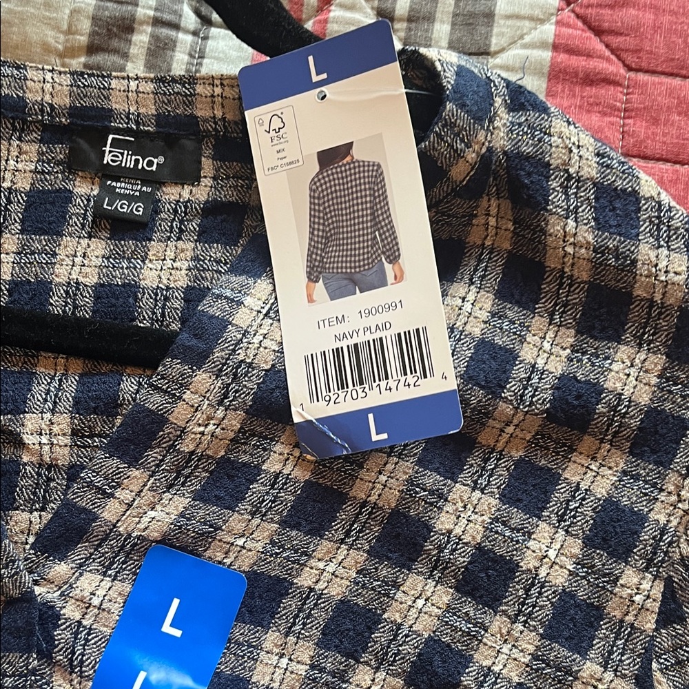 Felina Checkered Navy and Cream Top